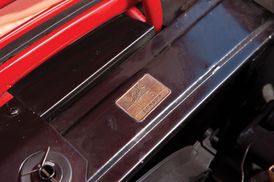  Shelby Cobra 427 1964 года  (фото 83 из 139)